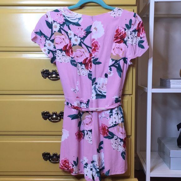 Guess | Pink romper - Picture 3 of 10